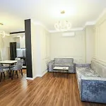 Miku Apartment -Charming One Bedroom At Komuna E Parisit