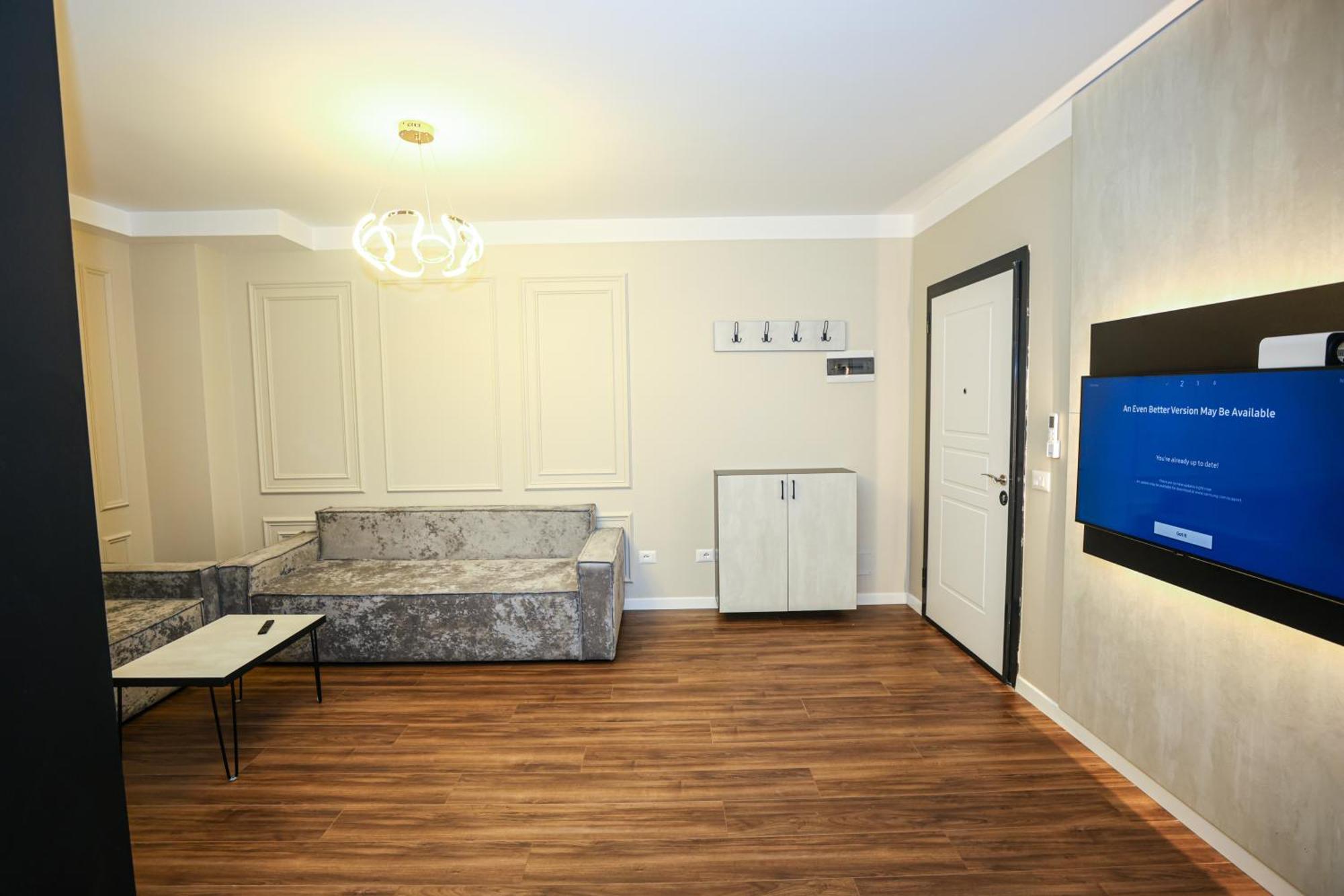 Appartement Miku -charming One Bedroom At Komuna E Parisit *
